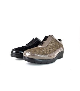 Zapato cordón elastico ancho 12 piel nobuck tachas del Doctor Cutillas de mujer negro o taupe