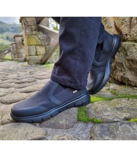 Zapato deportivo protección lluvia Secotex del Doctor Cutillas