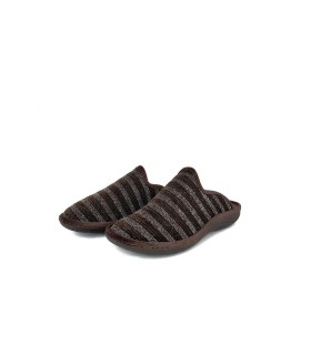 zapatilla descalza para hombre de invierno de color marron con rayas fabricada por Gema Garcia
